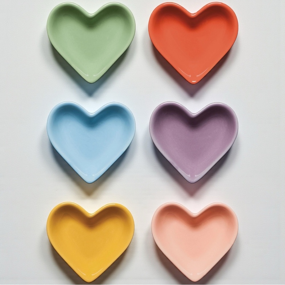 Danica Pastel Heart Pinch Bowls | Set of 6 | Ceramic Cottagecore Dishes NIB